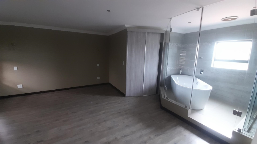 4 Bedroom Property for Sale in Birdwood Estate North West